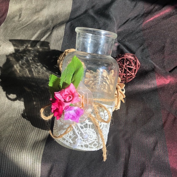 Glass Vase 🌺 - Picture 3 of 5